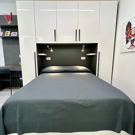 New Mono 5 Min To Isola Corso Gae Aulenti Duomo Appartement Milaan