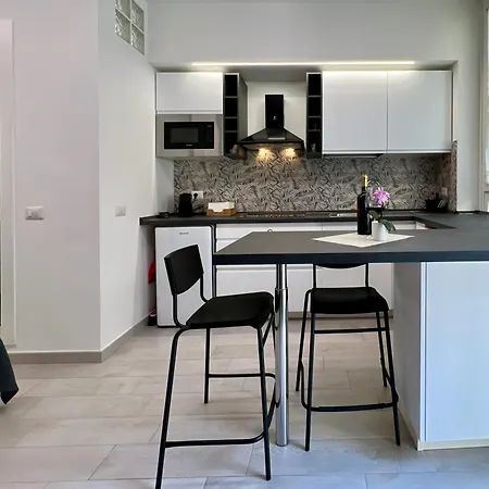 New Mono 5 Min To Isola Corso Gae Aulenti Duomo Milaan